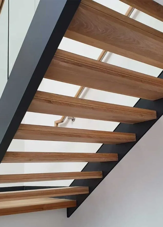OMC Engineered Solutions - Glenlion Feature Staircase & Balustrade